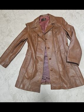 Classic Brown Women's Leather Coat Western Vintage Sm/Med Trench Coat
